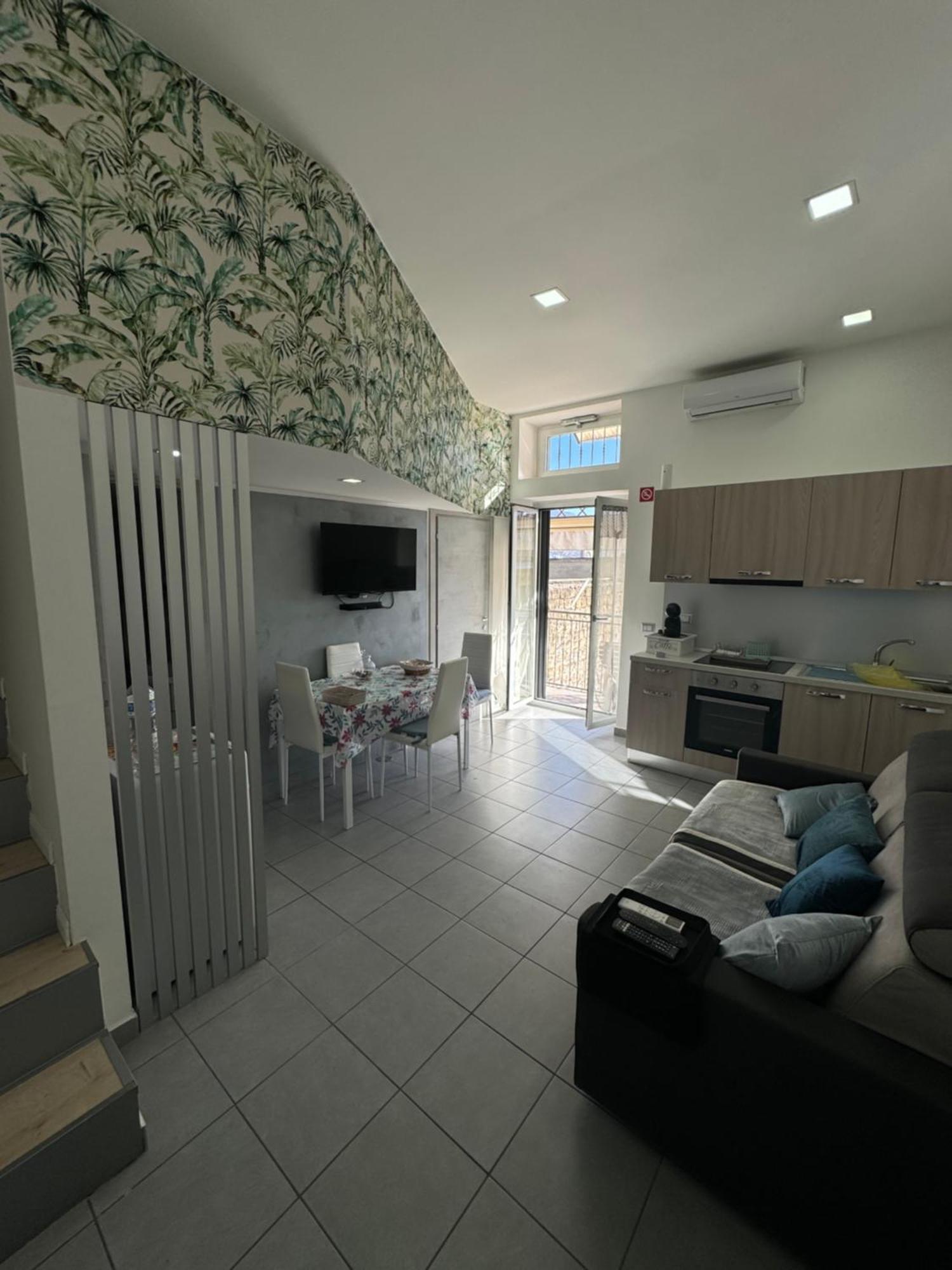 A' Casarell' Apartment Napoli Bagian luar foto